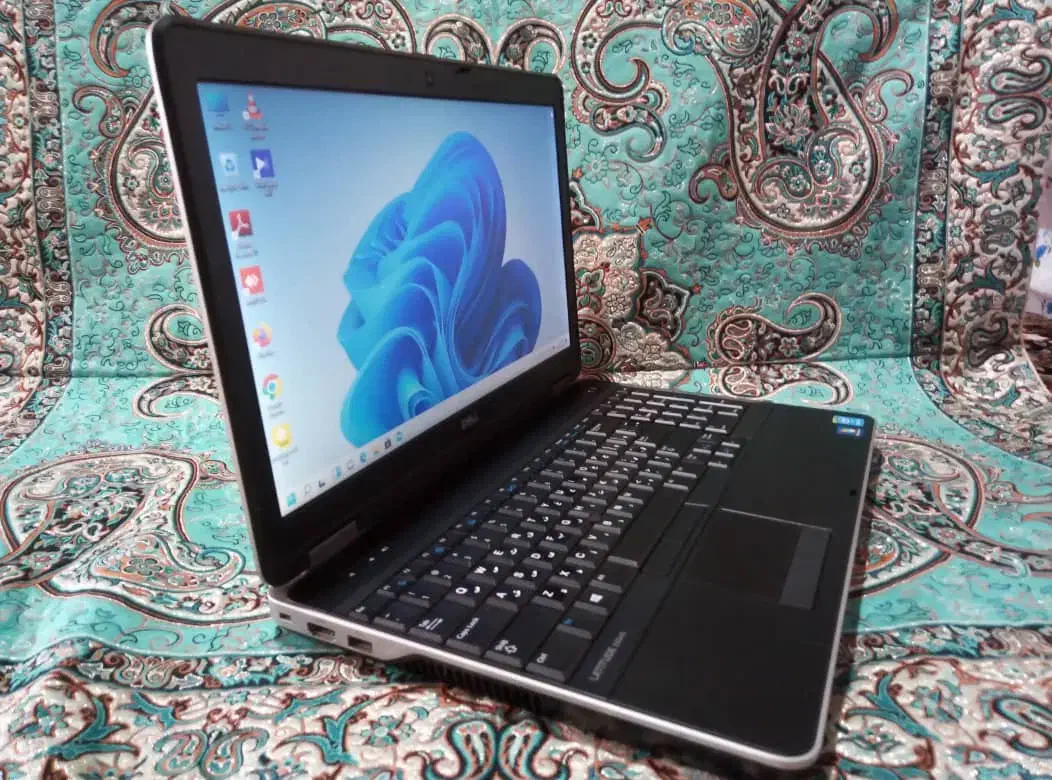 لپتاپ قدرتمند دل i7 با دو گیگ گرافیک|رایانه همراه|خرم بید, |دیوار