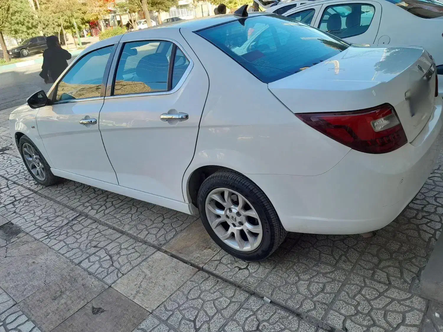 دنا اتوماتیک مدل 99 بدون رنگ بدون توضیحا ت|خودرو سواری و وانت|کرمانشاه, |دیوار