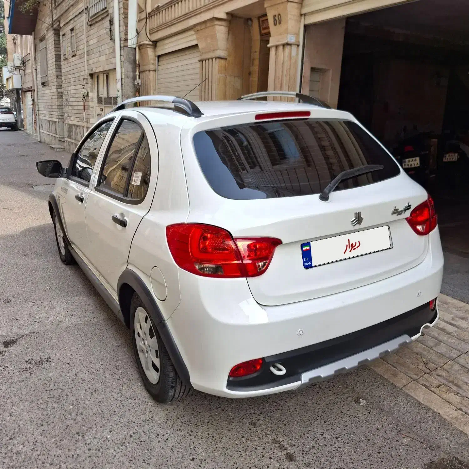 کوییک اس ۴۰۳|خودرو سواری و وانت|رشت, استقامت ۱|دیوار