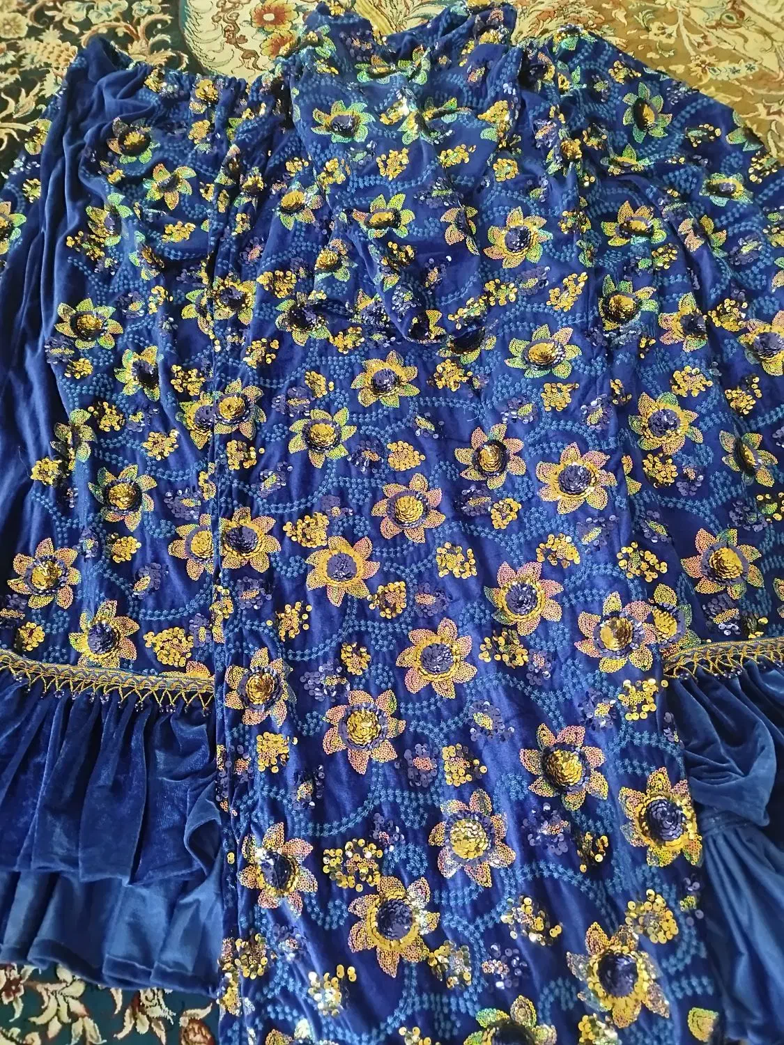 لباس محلی|لباس|پاتاوه, |دیوار