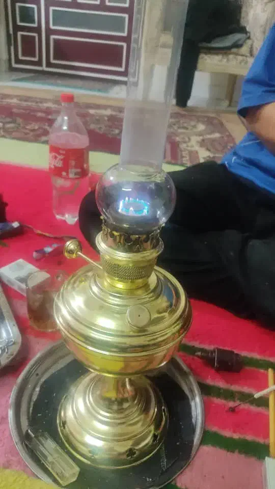 لمپا ابیسوز وقرمز سوز گرد قدیمی بسیار تمیز|لامپ و چراغ|گرگان, |دیوار