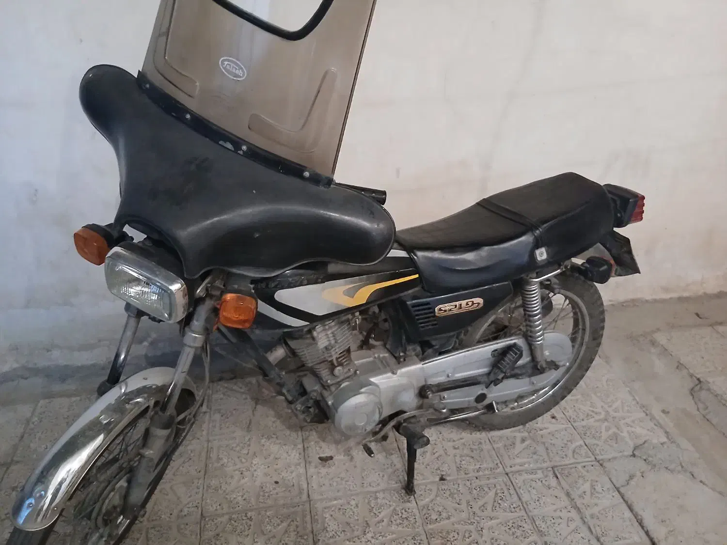 موتور کویر ۸۲|موتورسیکلت|اصفهان, گورت|دیوار