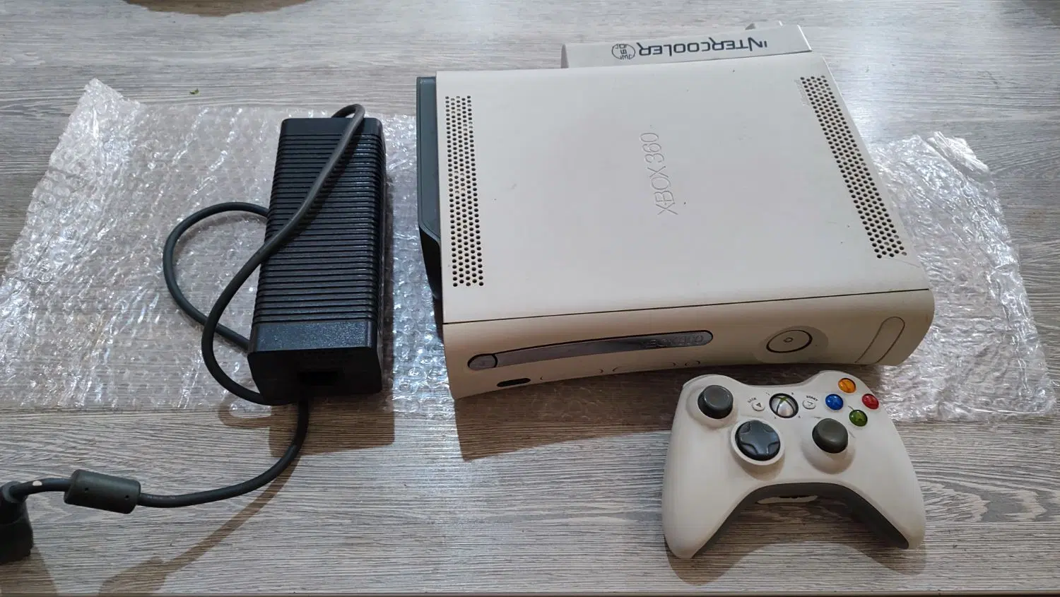 Xbox 360 Fat کامل و سالم+دسته+آداپتور+فن خنککننده|کنسول، بازی ویدئویی و آنلاین|تهران, جنتآباد جنوبی|دیوار