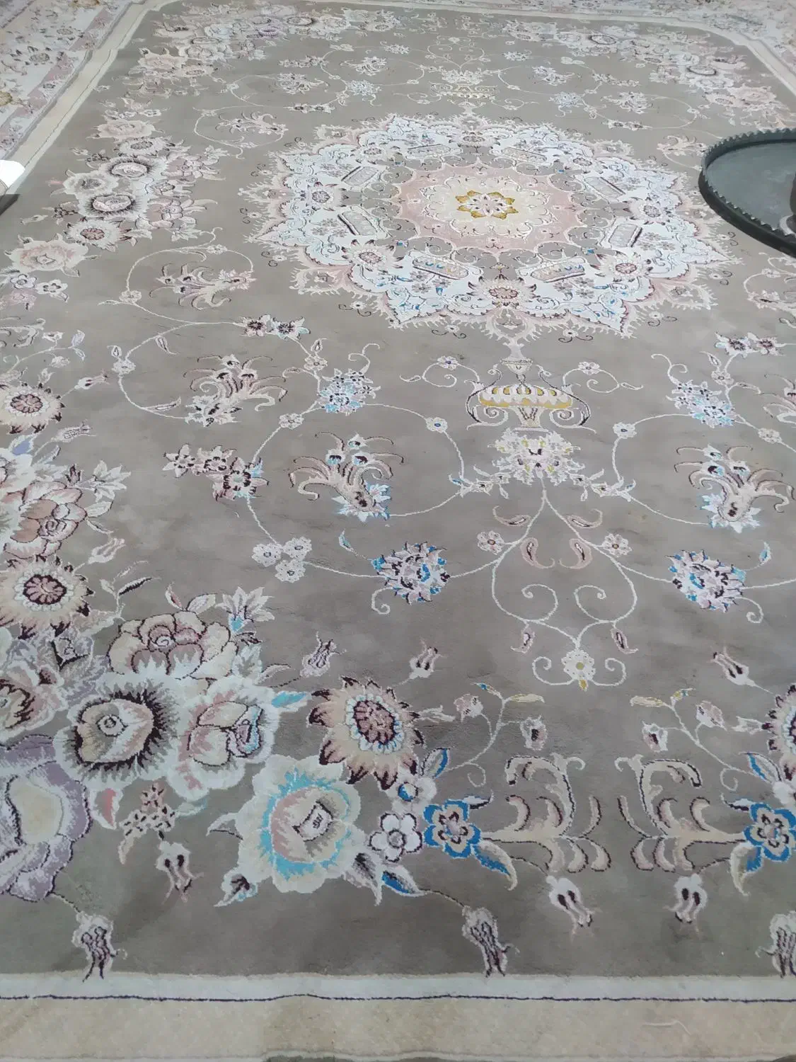 یک عددفرش دوازده ونه متری ودوعدگلیم نه متری|فرش|گرگان, |دیوار