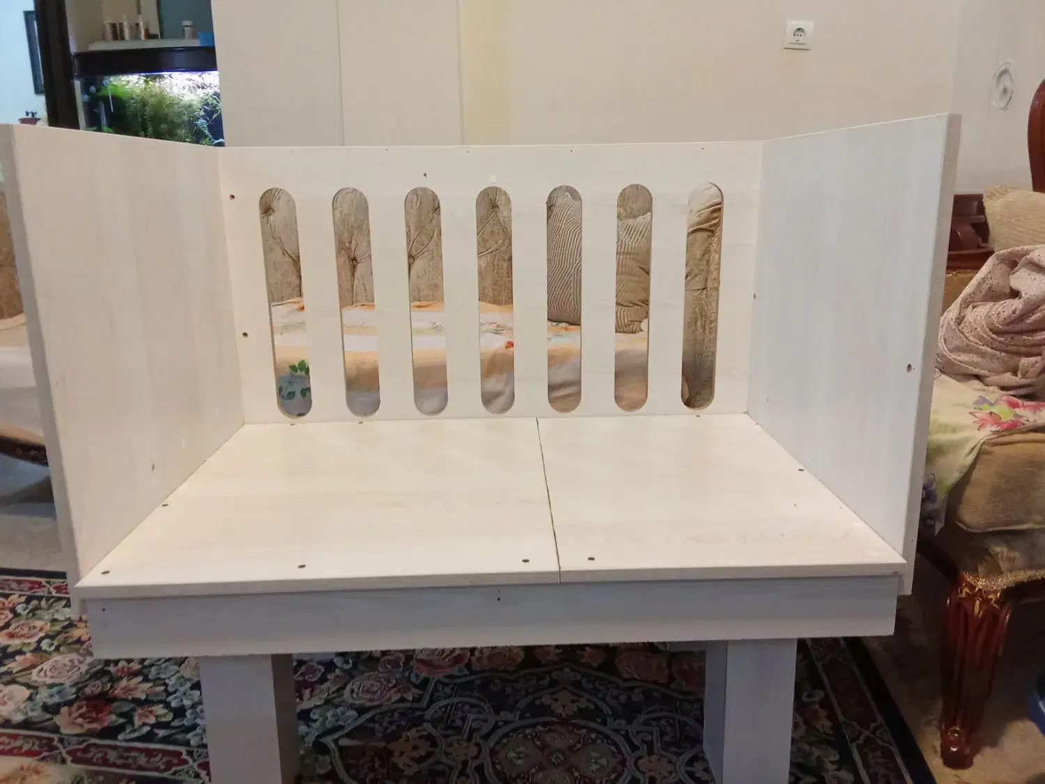 تخت نوزاد کنار مادر|تخت و صندلی بچه|بوشهر, |دیوار