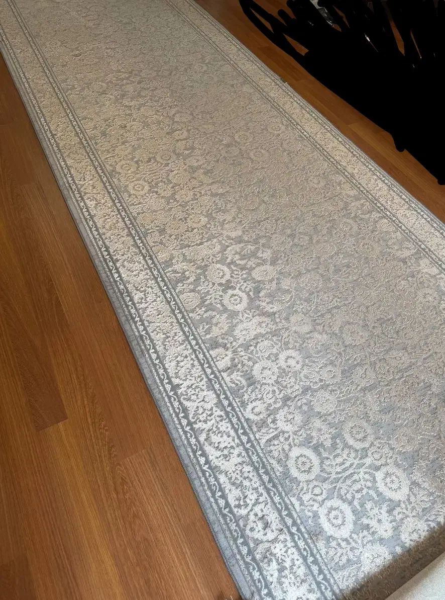 ۵ قطعه فرش کناره ۱۲۰۰ شانه در ابعاد مختلف|فرش|تبریز, |دیوار