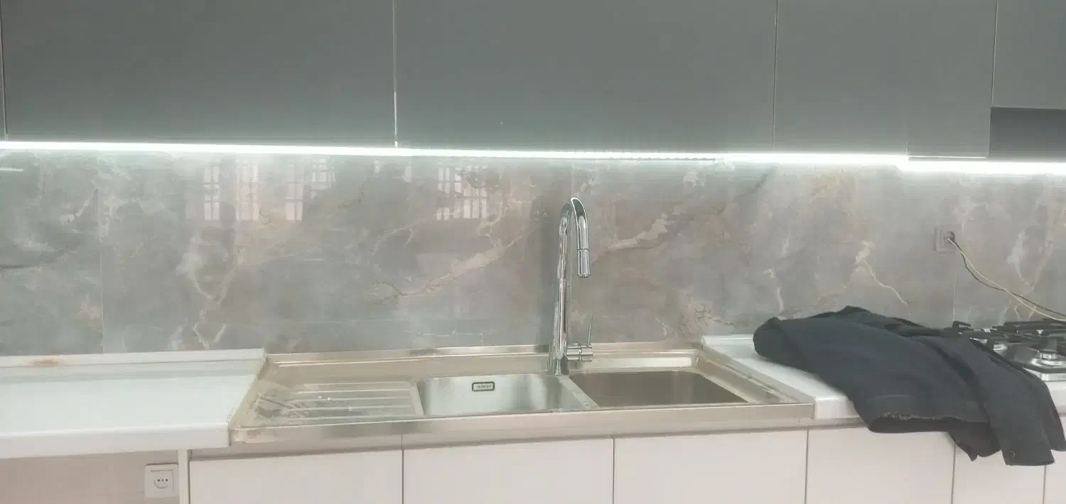 برقکار برق کشی ساختمان برقکش|خدمات پیشه و مهارت|میبد, |دیوار