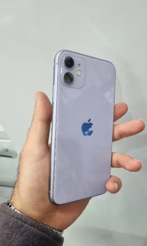 iphone 11|موبایل|اصفهان, باغ دریاچه|دیوار