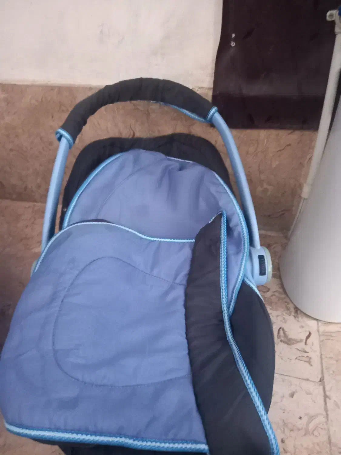 کریرکودک دلیجان ویک عدد وان کودک|کالسکه و لوازم جانبی|بناب, |دیوار