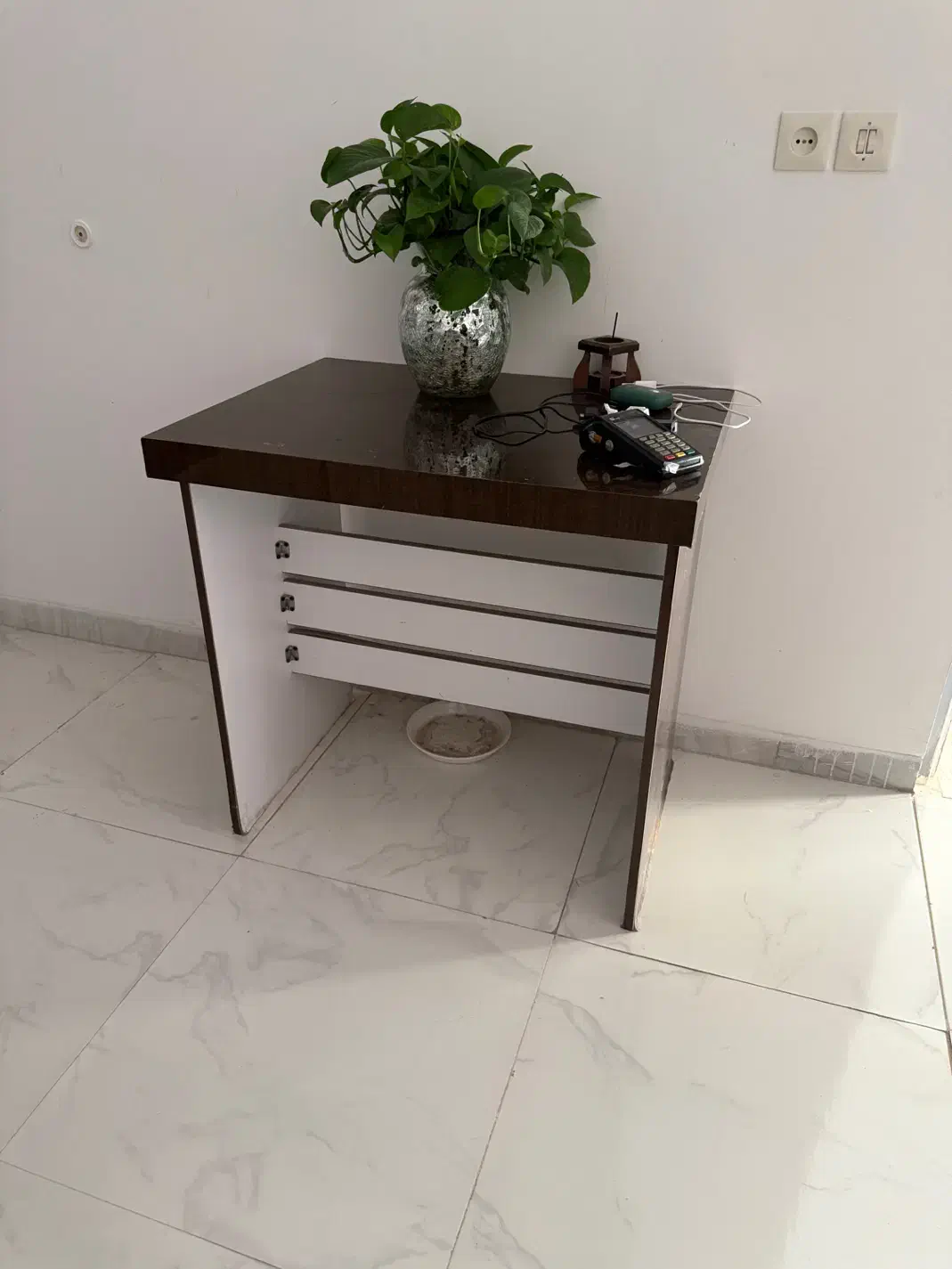 میز و صندلی جک دار|میز تحریر و کامپیوتر|قم, سالاریه|دیوار