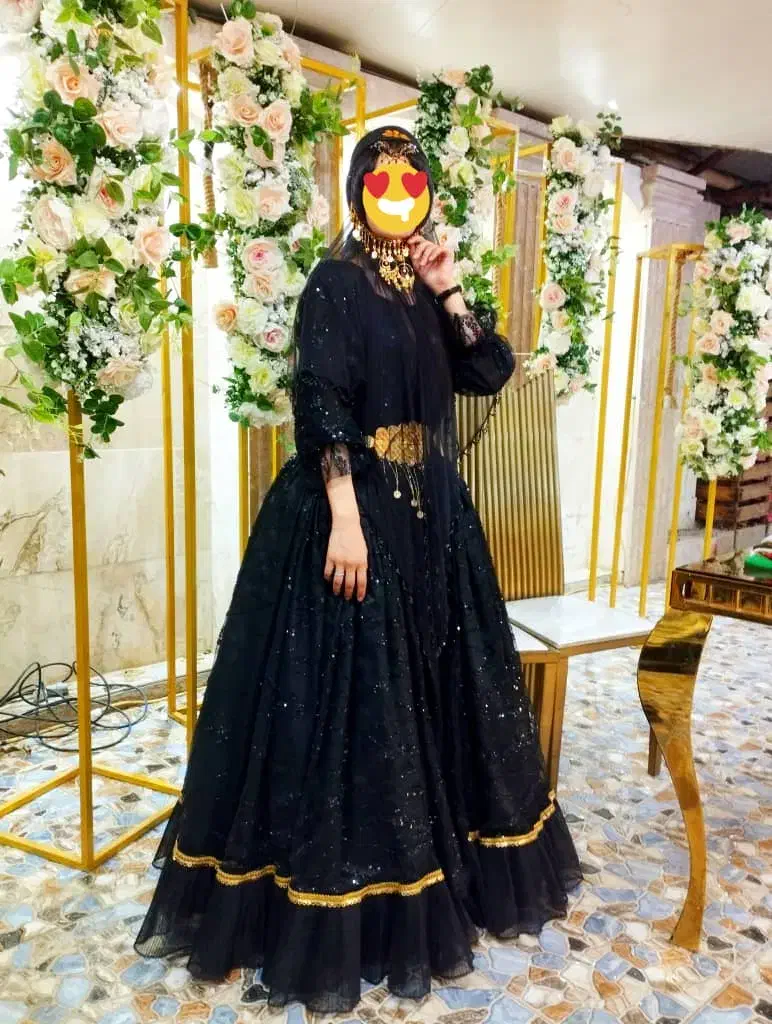 حراج لباس محلی بدلیل تغییر شغل|لباس|ارژن, |دیوار