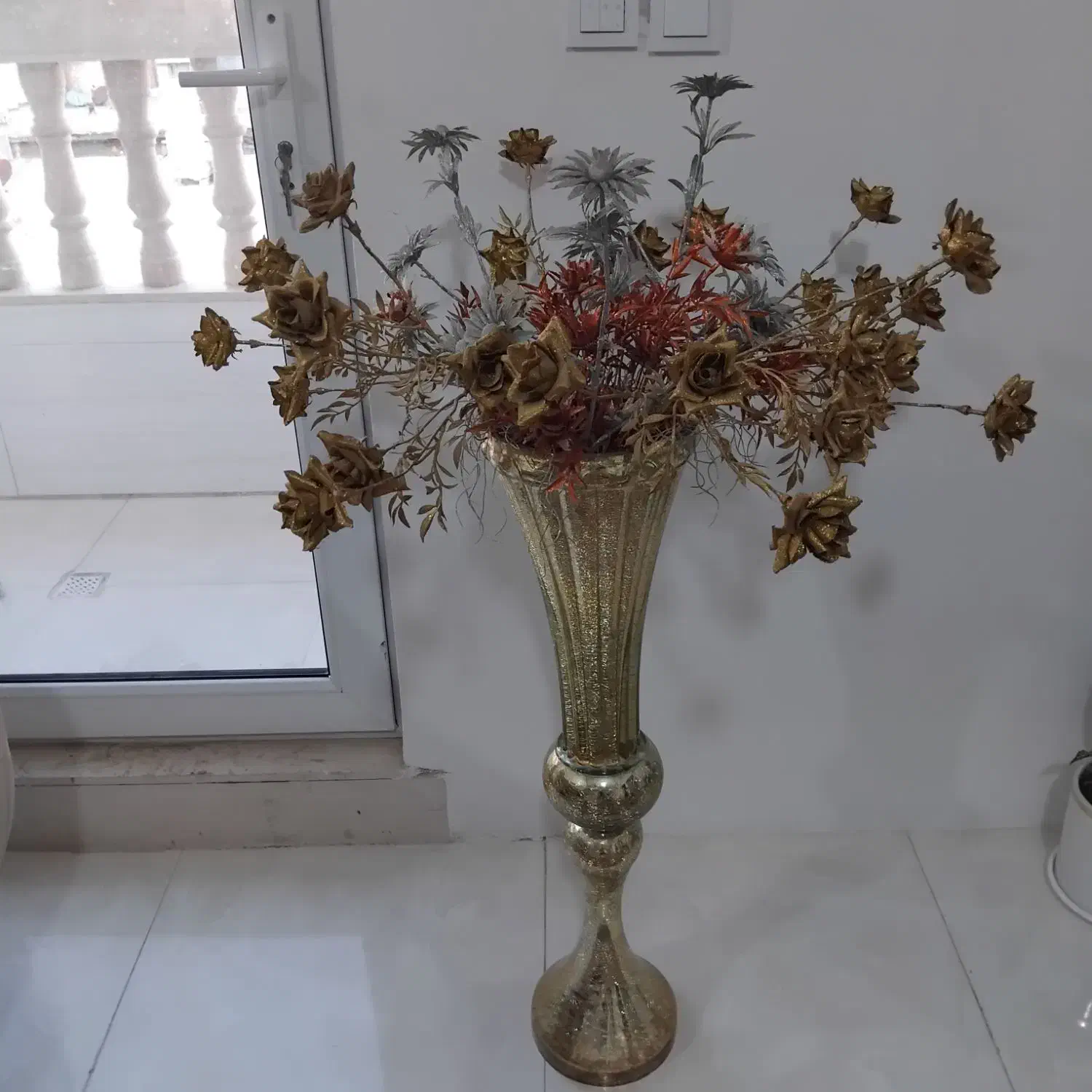 گل و گلدان|گل مصنوعی|کرمانشاه, |دیوار