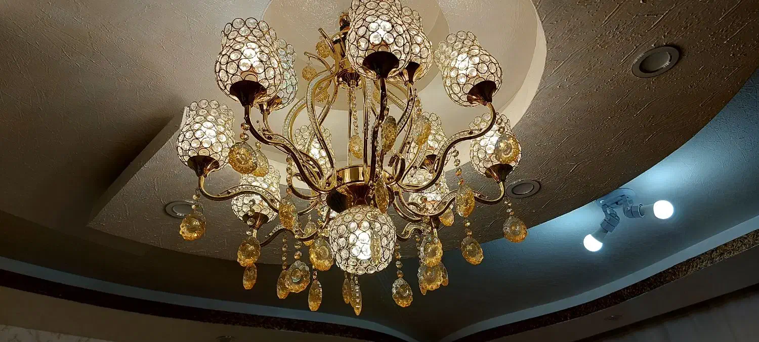 لوستر در حد نو|لوستر و چراغ آویز|فولادشهر, C3|دیوار