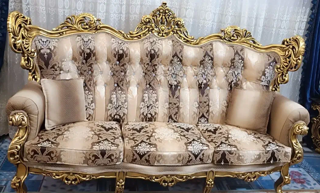 مبل سلطنتی درحدنونو ورق طلا|مبلمان خانگی و میز عسلی|بروجرد, |دیوار