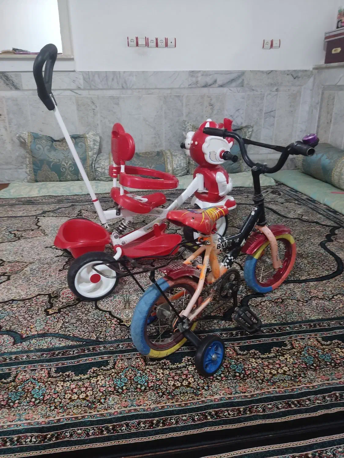 سه چرخه موزیکال کودک و دوچرخه 12|اسباببازی بچه|زاهدان, |دیوار