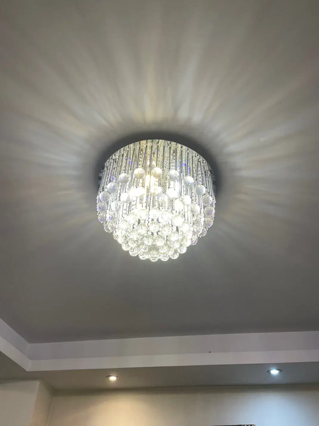 ۱عدد لوستر کریستالی ریموت دار|لوستر و چراغ آویز|تهران, نیاوران|دیوار