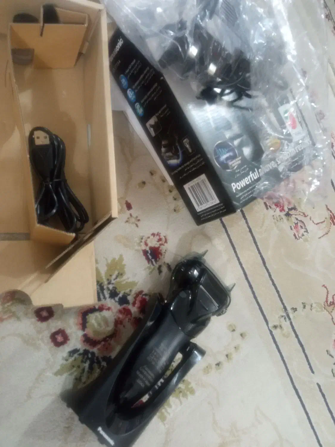 ماشین ریش تراش پاناسونیک اصل ژاپن در حد اک|آرایشی، بهداشتی، درمانی|سنندج, |دیوار