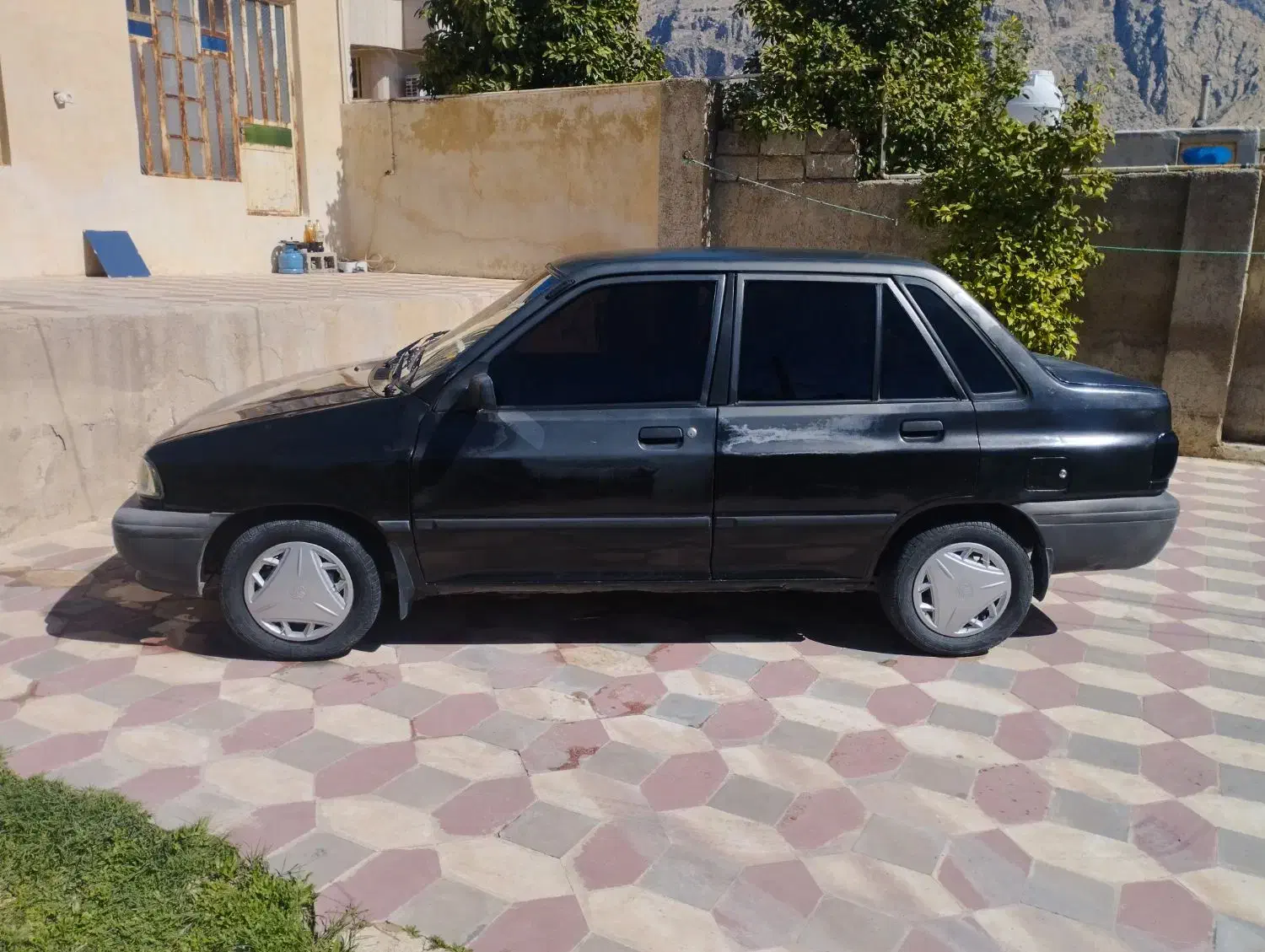 پراید مدل ۸۳|خودرو سواری و وانت|کازرون, |دیوار