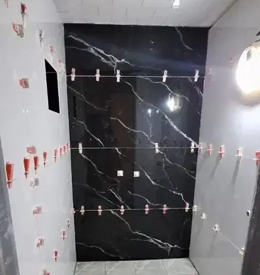 انجام کاشی،سرامیک،سنگ،موزایک و انواع سفت کاری|خدمات پیشه و مهارت|هرسین, |دیوار