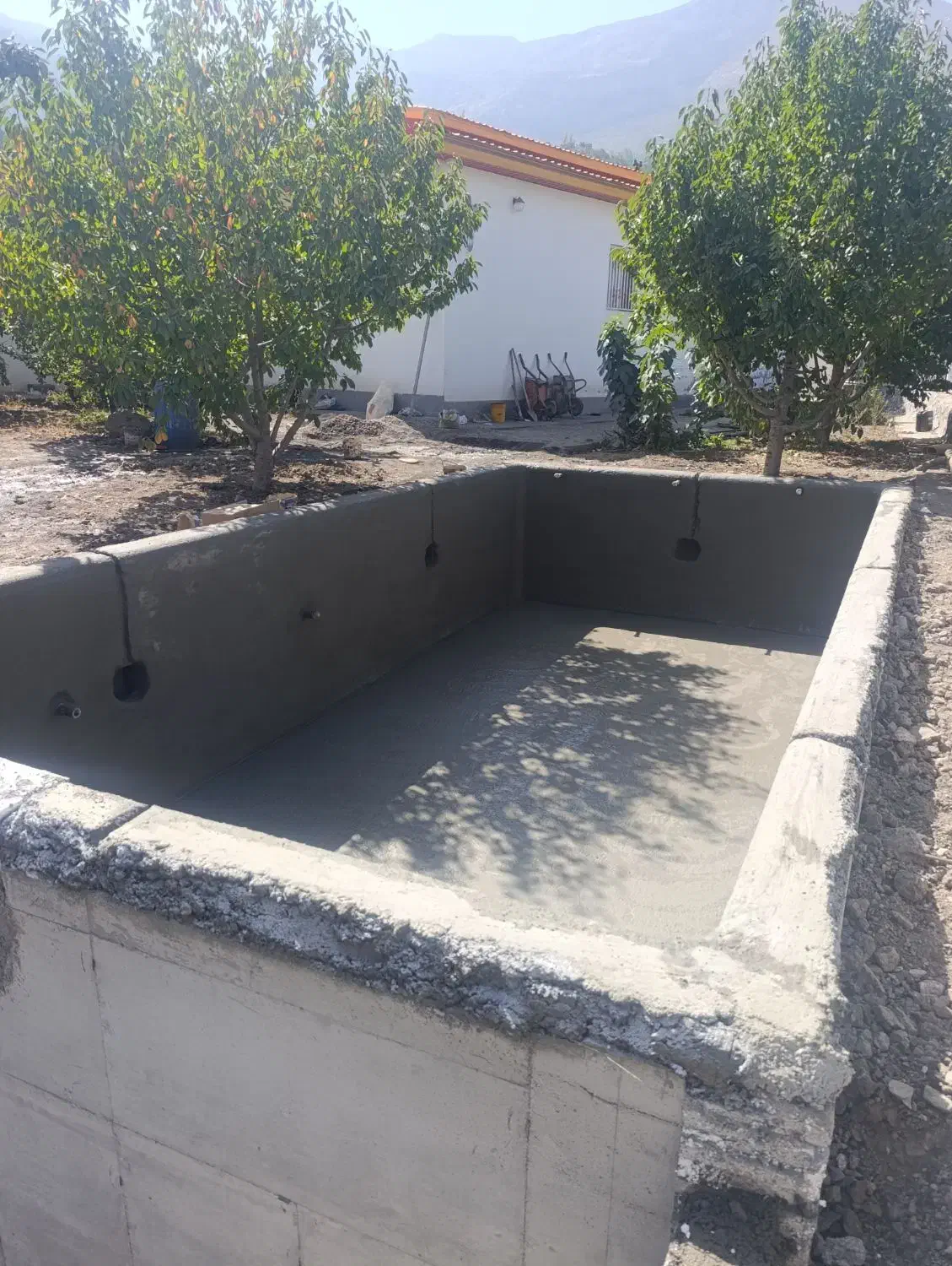 اجرای سرامیک مینیاتوری استخر وجکحوزی|خدمات پیشه و مهارت|الیگودرز, |دیوار