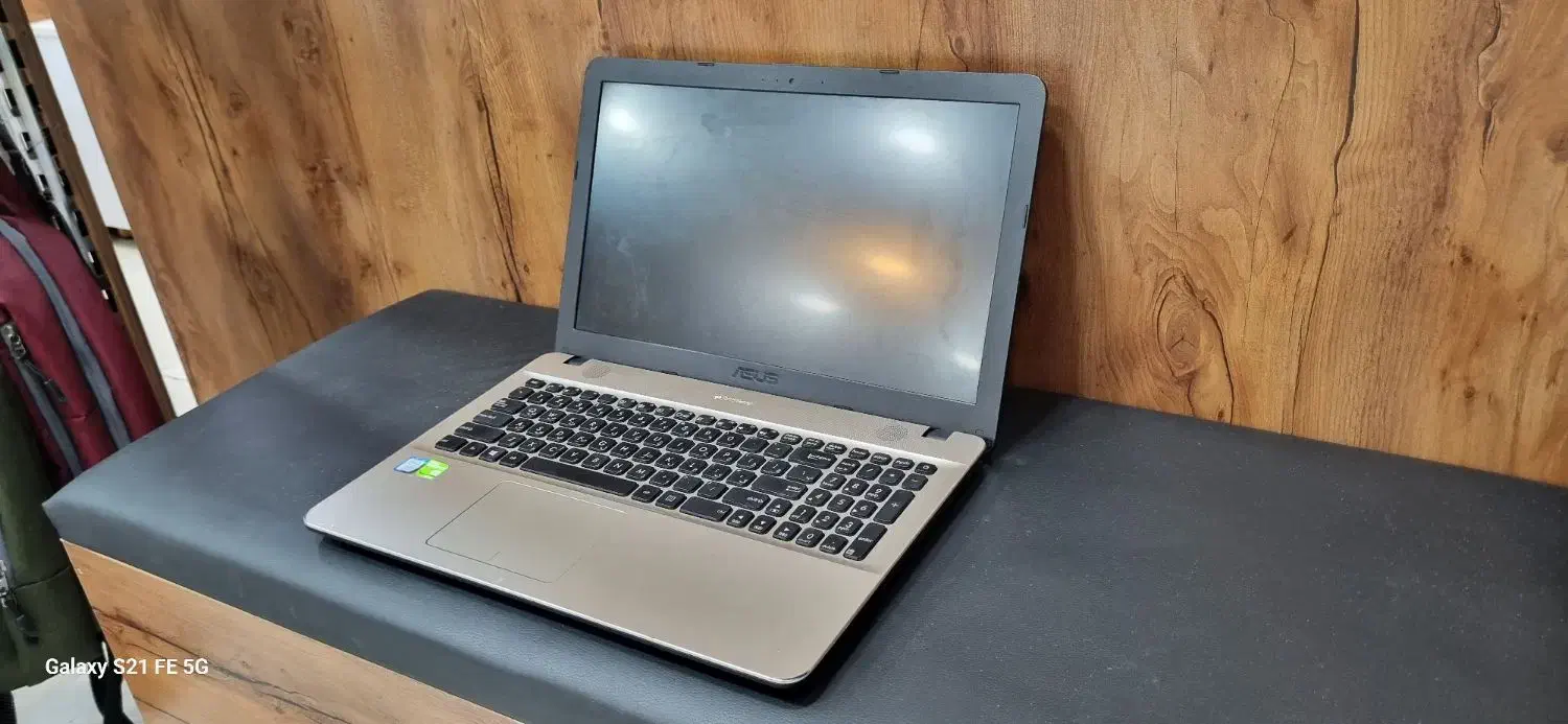 Asus i3 نسل ۷ گرافیک دو گیگ|رایانه همراه|دزفول, |دیوار