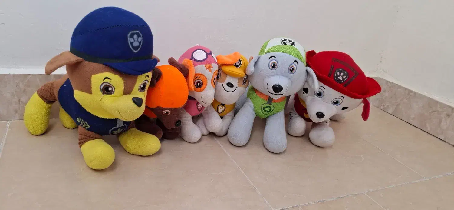 تعدادی اسباب بازی|اسباب‌بازی بچه|اندیشه, اندیشه فاز ۶|دیوار