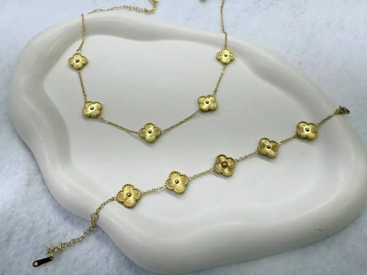 نیم ست گُل|بدلیجات|سقز, |دیوار