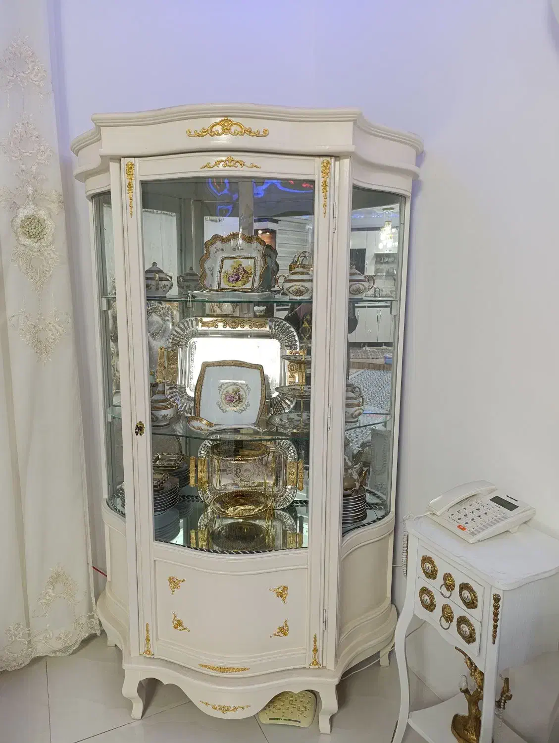 بوفه|بوفه، ویترین، کنسول|سلماس, |دیوار