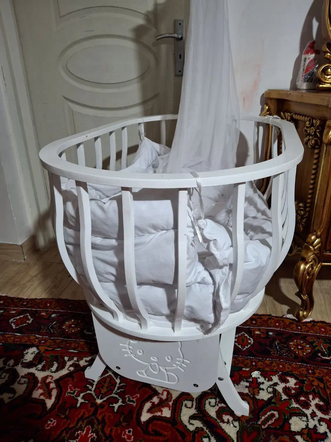 گهواره|تخت و صندلی بچه|تبریز, |دیوار