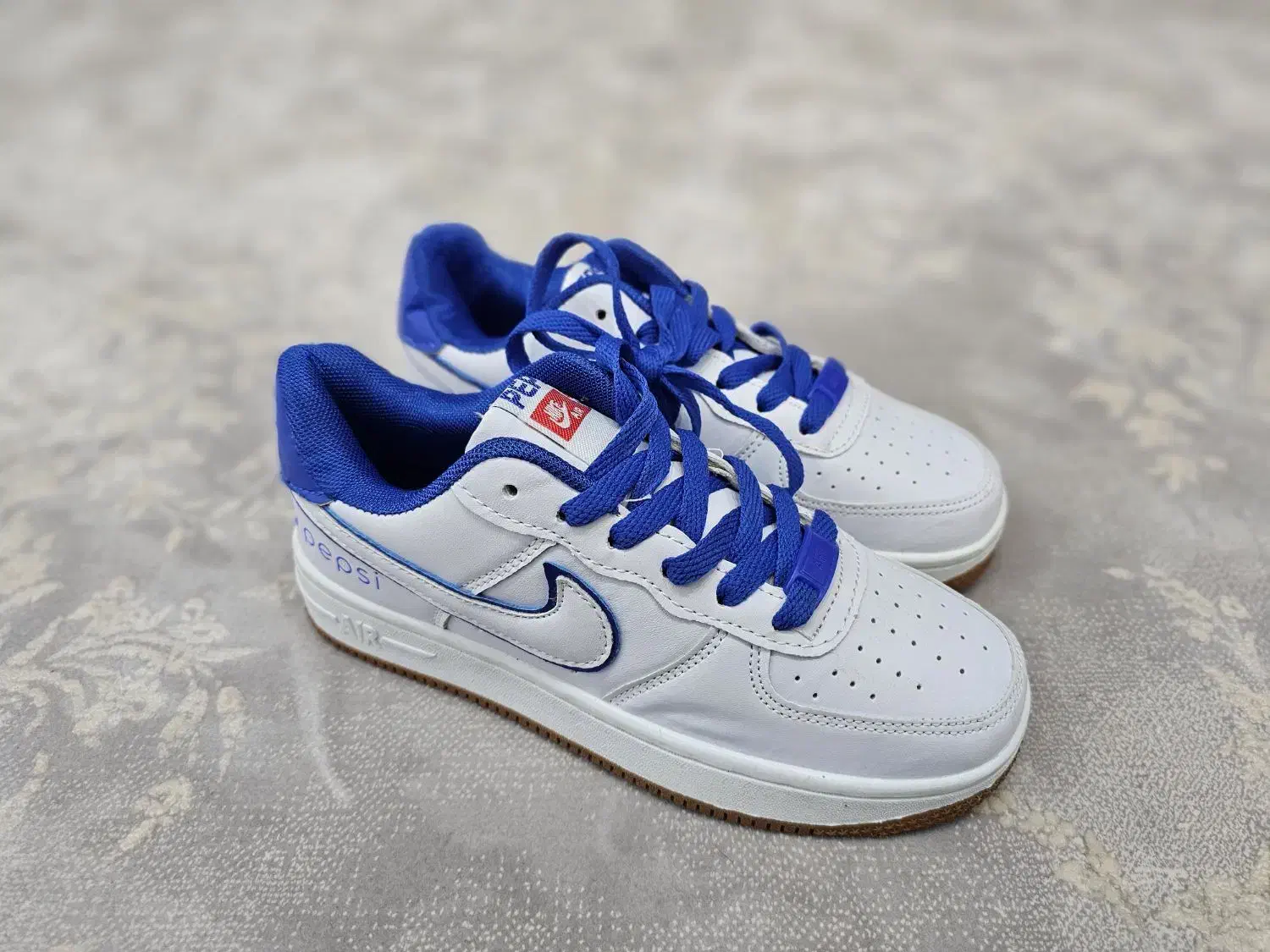 فروش کتونی های خارجی کیفیت عالی|کیف، کفش، کمربند|فردیس, شهرک ارم|دیوار