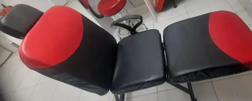 صندلی اصلاح دو عدد|آرایشگاه و سالنهای زیبایی|فارسان, |دیوار