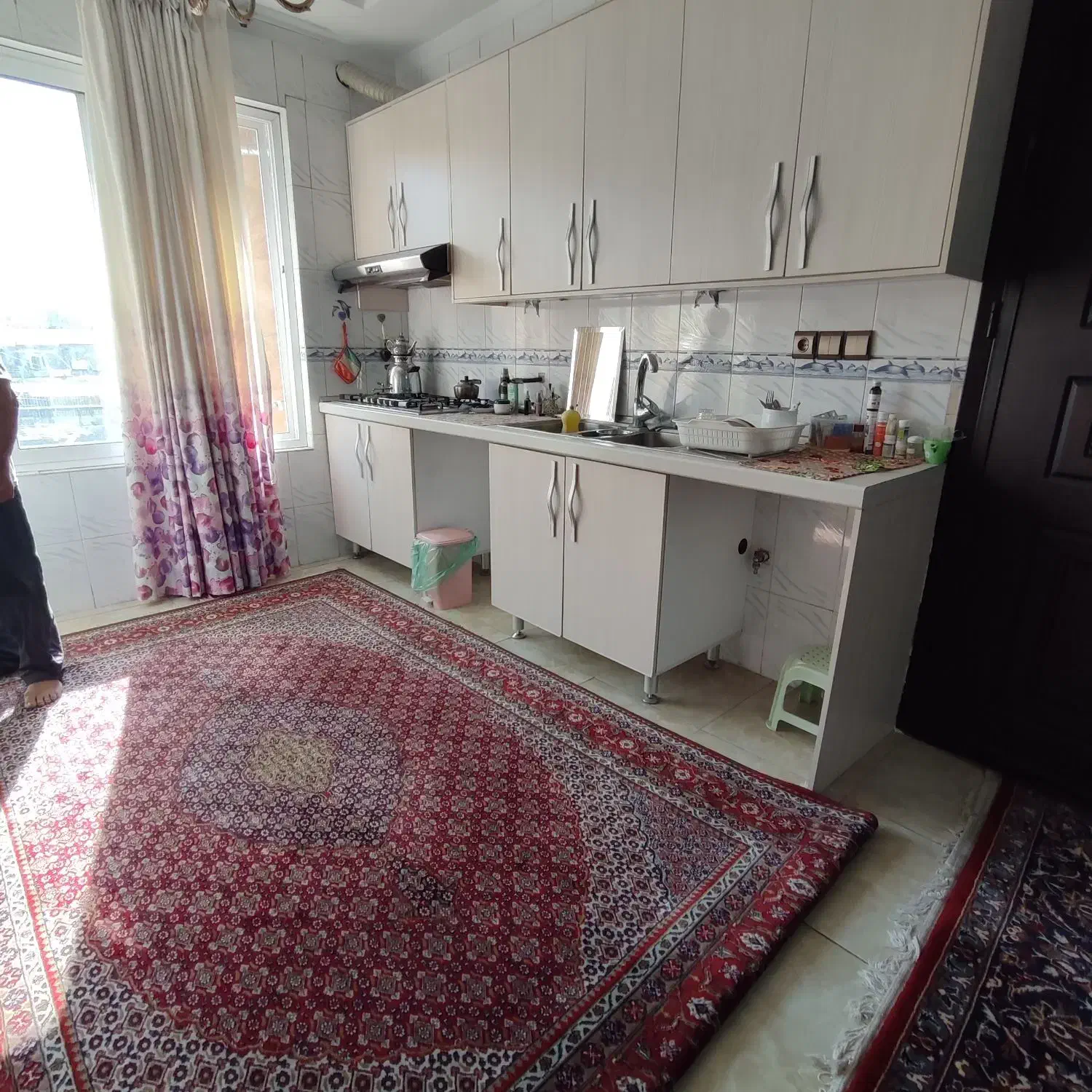 ۷۳ متر بدون پرتی  کوچه دنج با دسترسی خوب