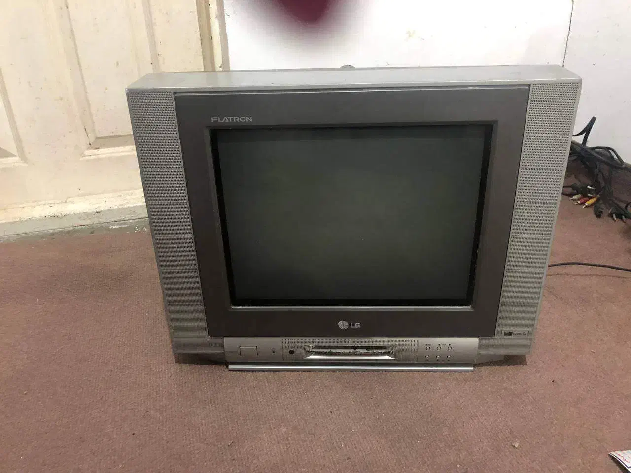 تلویزیون سامسونگ- الجی- ضبط- میز تلویزیون شیشه ای|تلویزیون و پروژکتور|آستانه اشرفیه, |دیوار