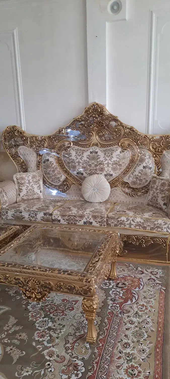 مبل سلطنتی شاهنشین 9نفر|مبلمان خانگی و میز عسلی|الیگودرز, |دیوار