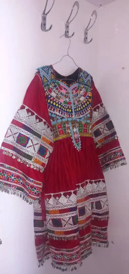 لباس محلی گند افغانستانی|لباس|ورامین, ورامین|دیوار