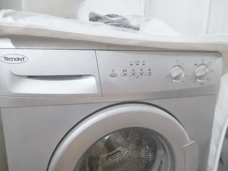 لباسشویی نیاز ب تعمیر|ماشین لباسشویی و خشک‌کن لباس|مهدی شهر, |دیوار