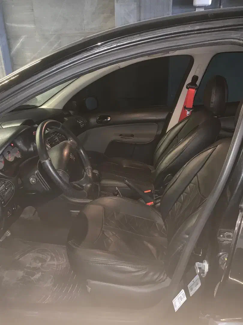 پژو ۲۰۶ 206 کم کار سالم مشکی هاچبک بدون صندوق تیپ۵|خودرو سواری و وانت|تهران, فتح|دیوار