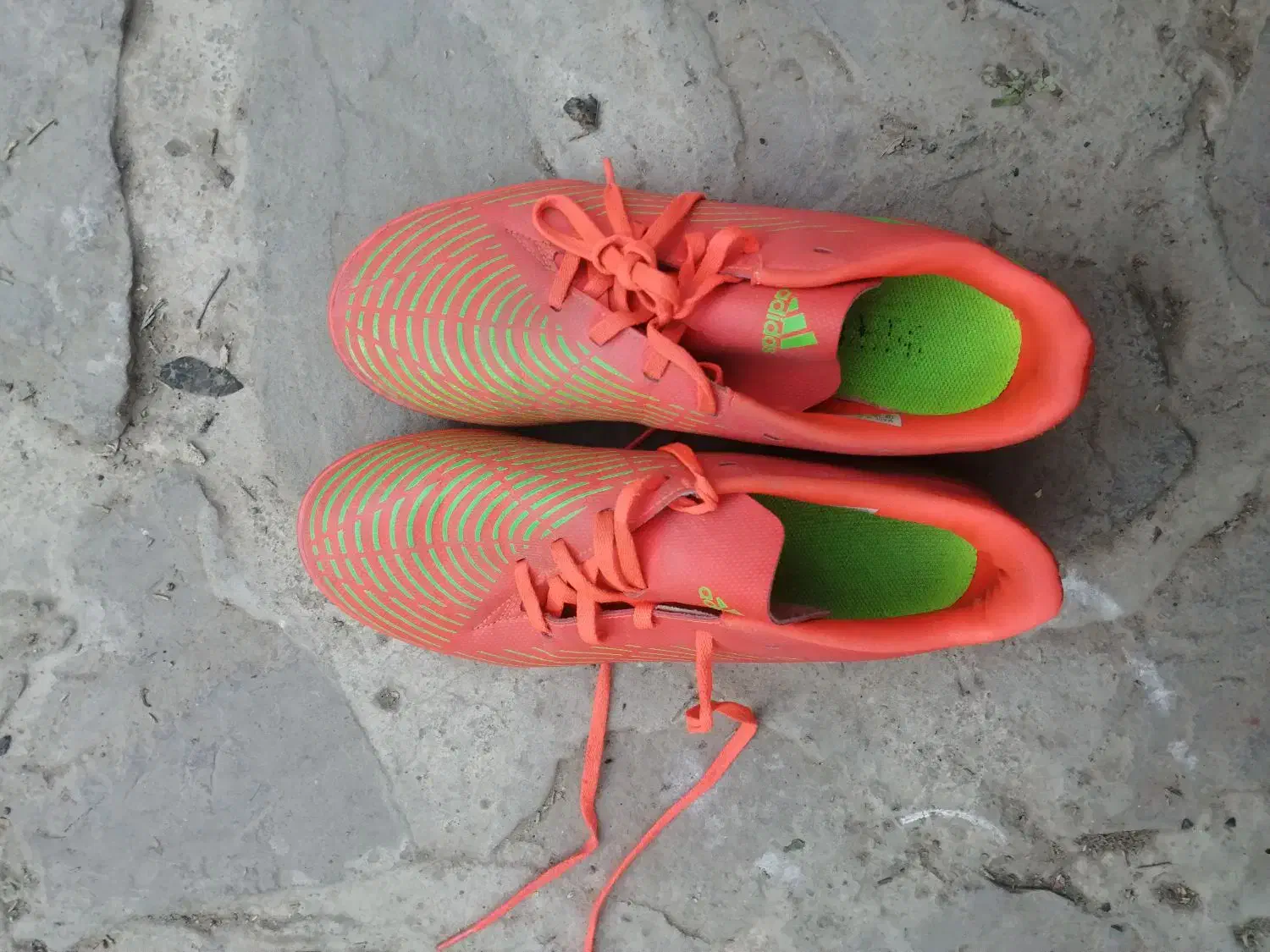 2جفت کتونی ژاپن اورجینال کاملا سالم|کیف، کفش، کمربند|کوهسار (البرز), |دیوار