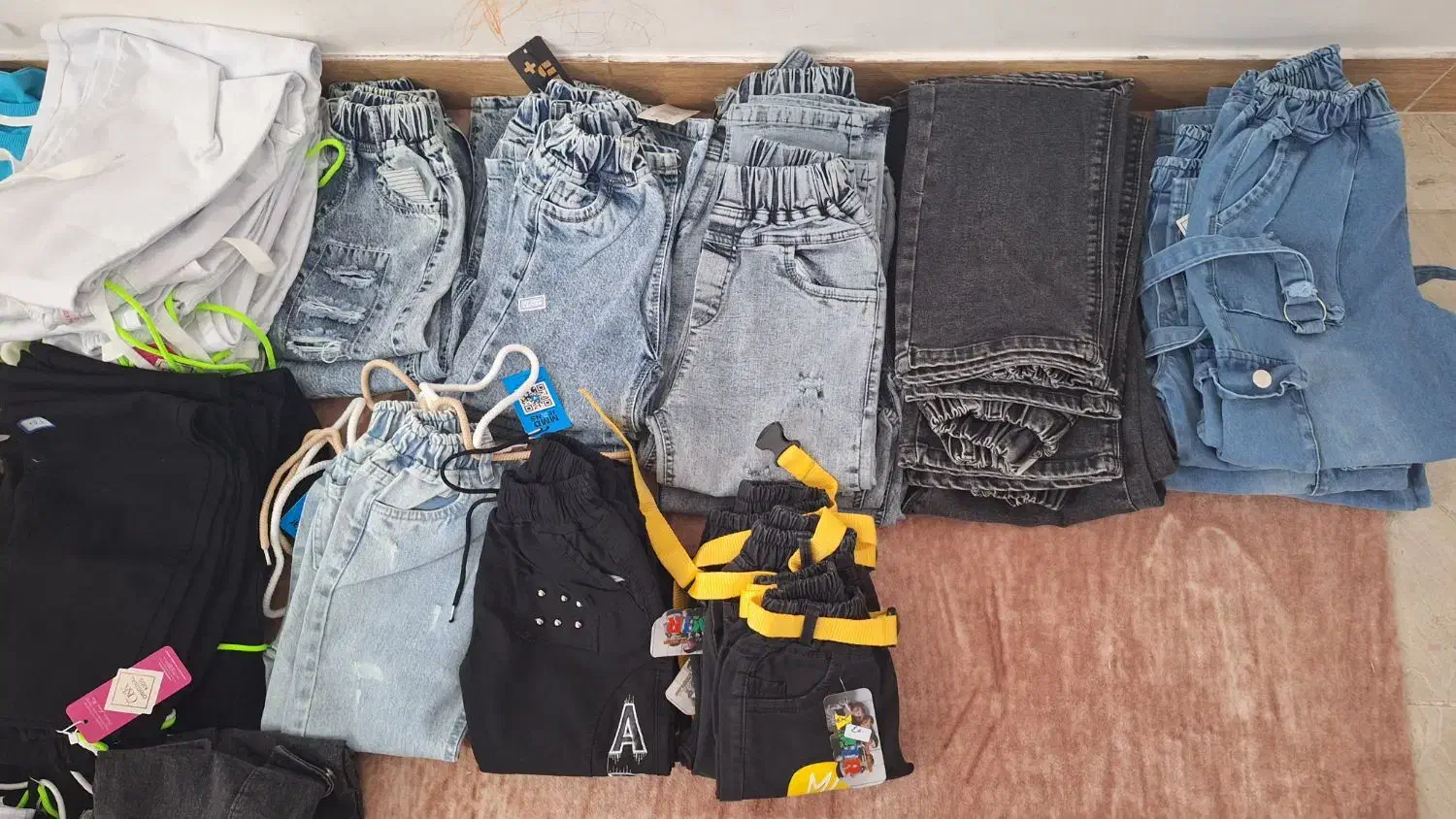 لباس و کفش بچه گانه زمستانه تابستانه|کفش و لباس بچه|دهلران, |دیوار