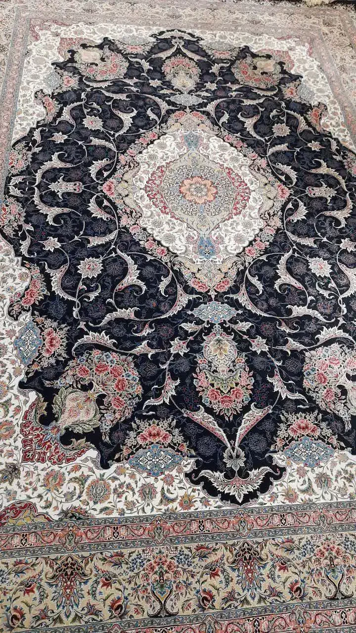 یک فرش ۱۲متری و یک فرش ۹متری کاشان|فرش|همدان, |دیوار