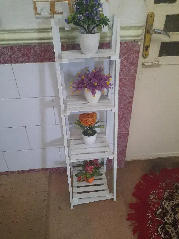 دو عدد پایه گل چهار طبقه و یک عدد سه طبقه|گل مصنوعی|برازجان, |دیوار