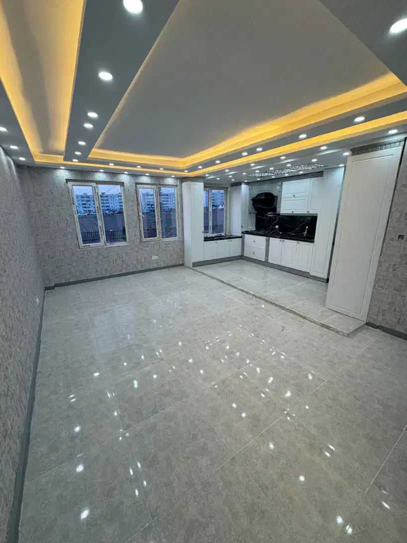 قصر سفید پرند ۹۲متری نما سنگ|فروش آپارتمان|پرند, فاز ۶|دیوار