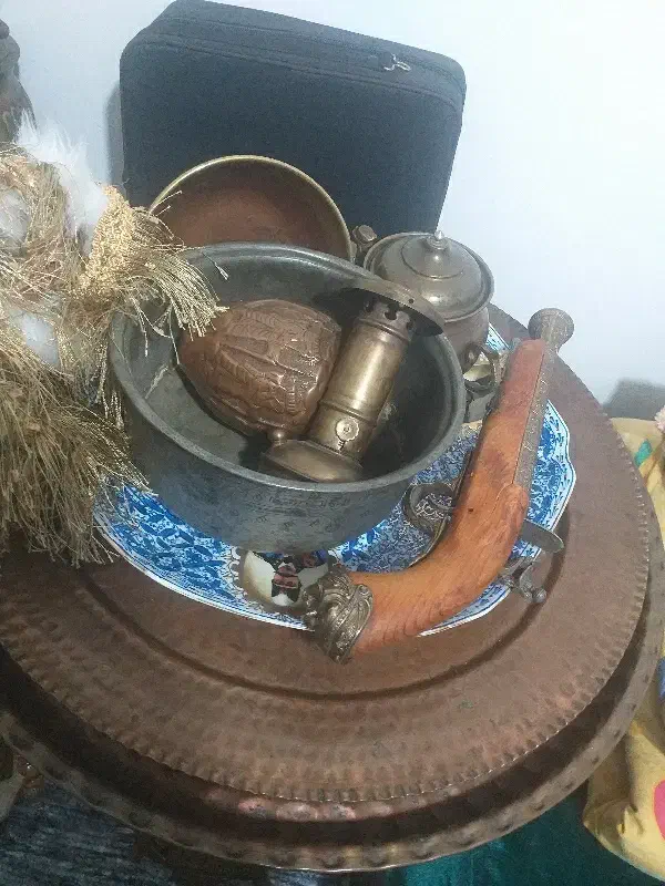 دکوری|کلکسیون اشیاء عتیقه|رشت, پستک|دیوار