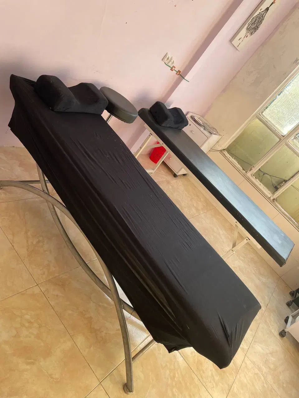 وسایل ارایشگاه|آرایشگاه و سالنهای زیبایی|سنندج, |دیوار