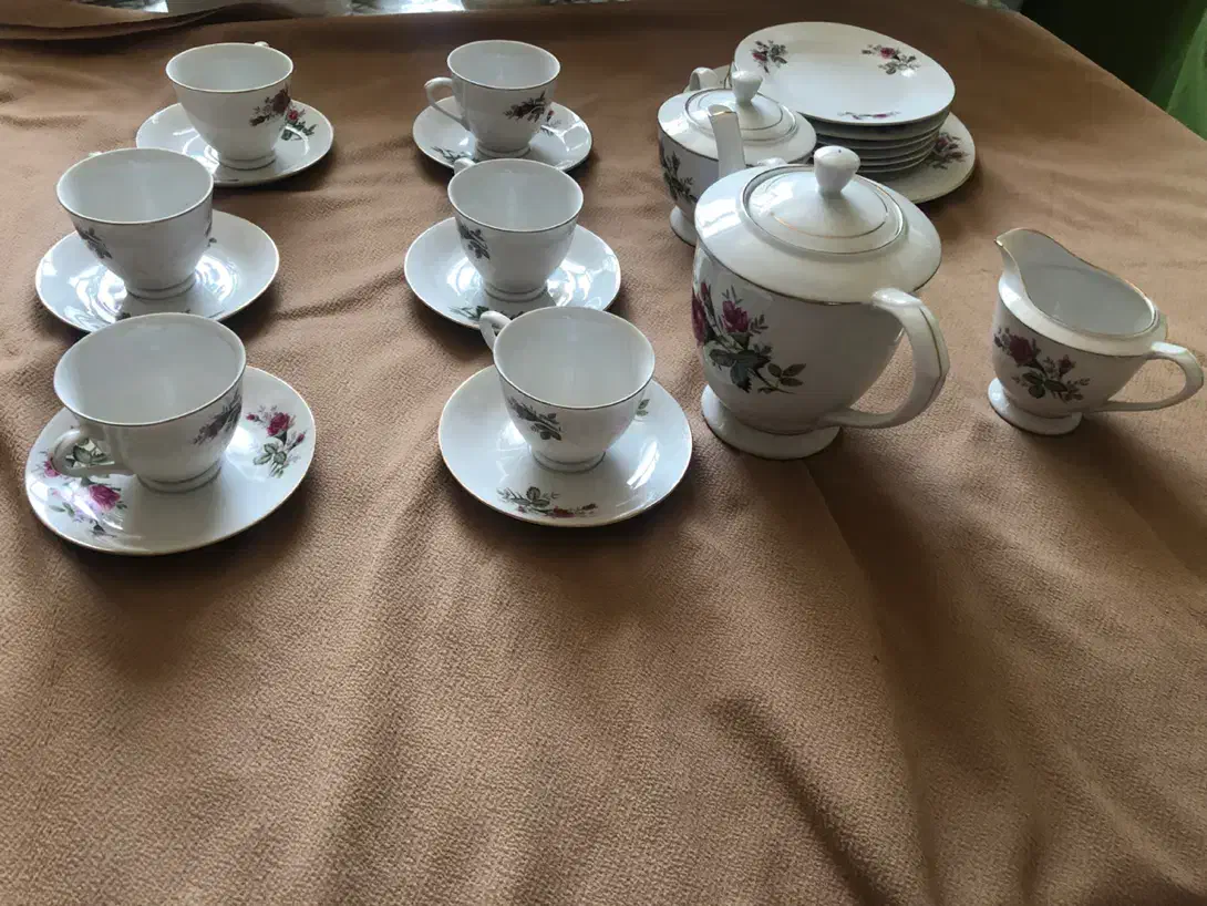 سرویس چایخوری و میوه خوری|ظروف سرو و پذیرایی|کرج, حسن آباد|دیوار