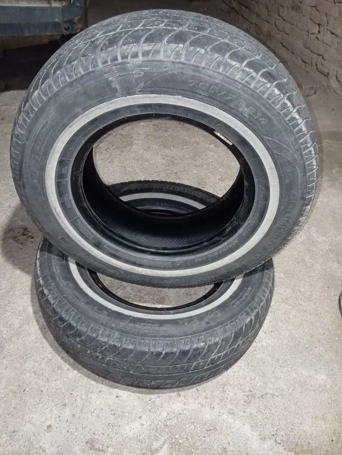 لاستیک دور سفید کارا و مزدا وانت|قطعات یدکی و لوازم جانبی|تهران, وردآورد|دیوار