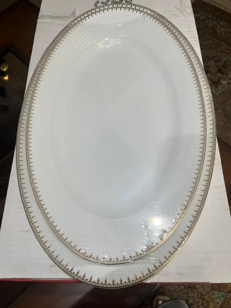 سرویس چینی لب طلایی. زرین 28پارچه|ظروف سرو و پذیرایی|تهران, نیلوفر|دیوار