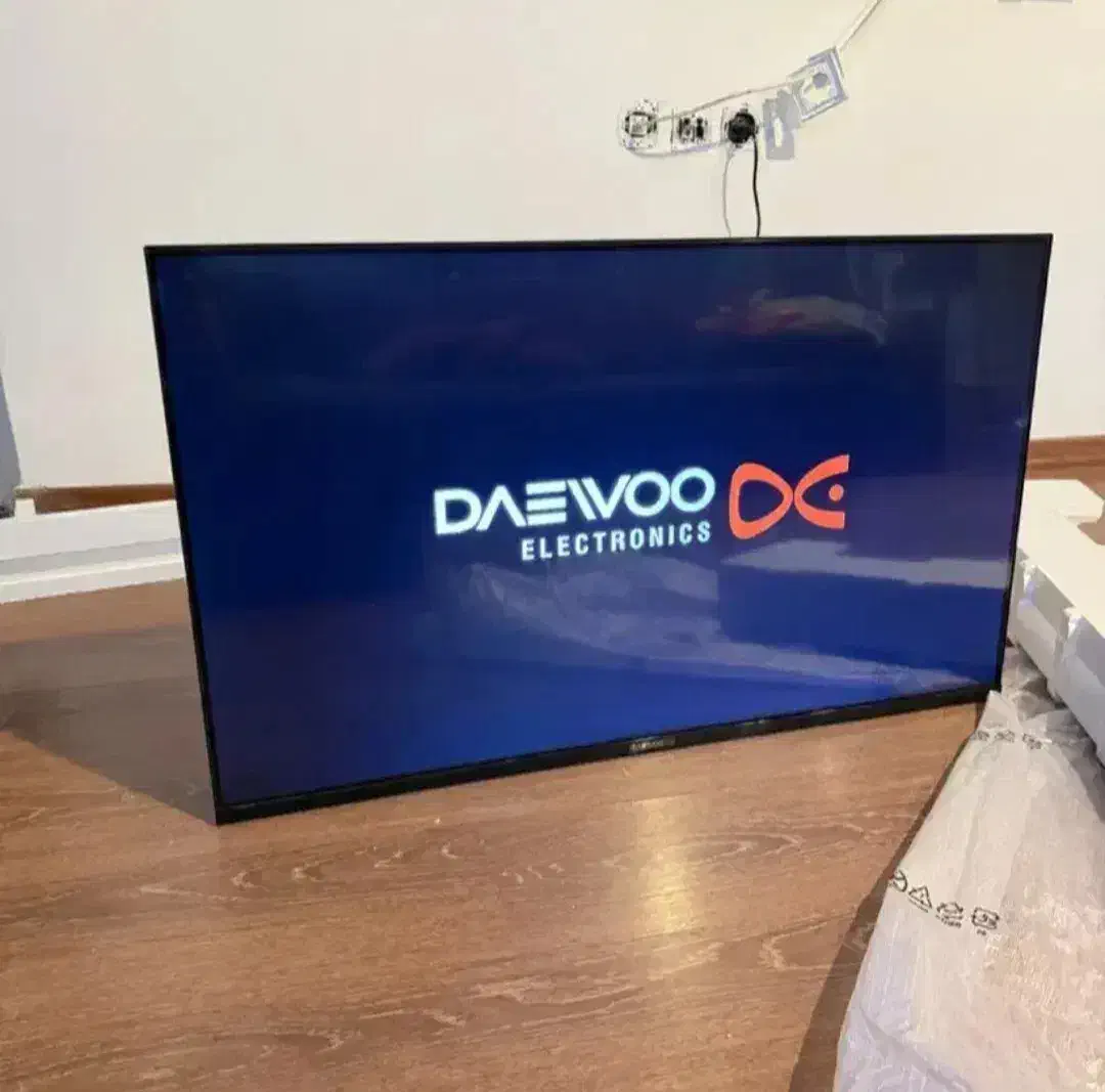 تلیوزیون ۴۳ اینج دوو فول اچ تی  در حد نو|تلویزیون و پروژکتور|قزوین, |دیوار