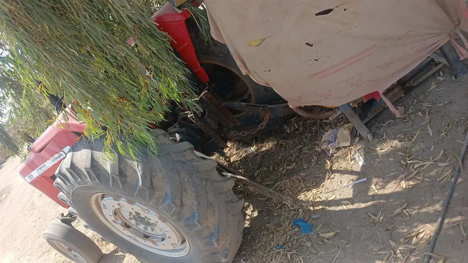 تراکتور ۲۸۵مدل ۸۳|خودرو سنگین|کهنوج, |دیوار