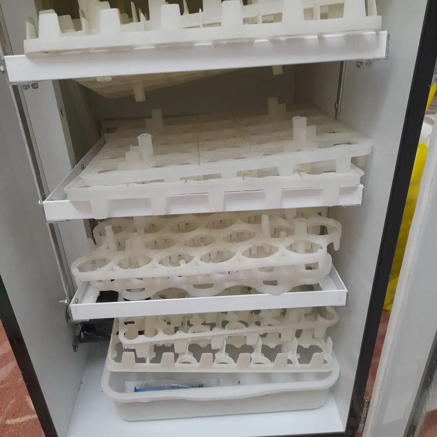 دستگاه جوجه کشی  با لوازم کامل در حد نو|لوازم جانبی حیوانات|قم, علی آباد سعدگان|دیوار